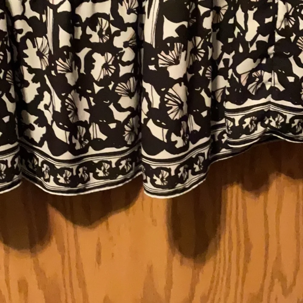 Max Studio Crepe Tiered Maxi Dress M - Picture 5 of 6